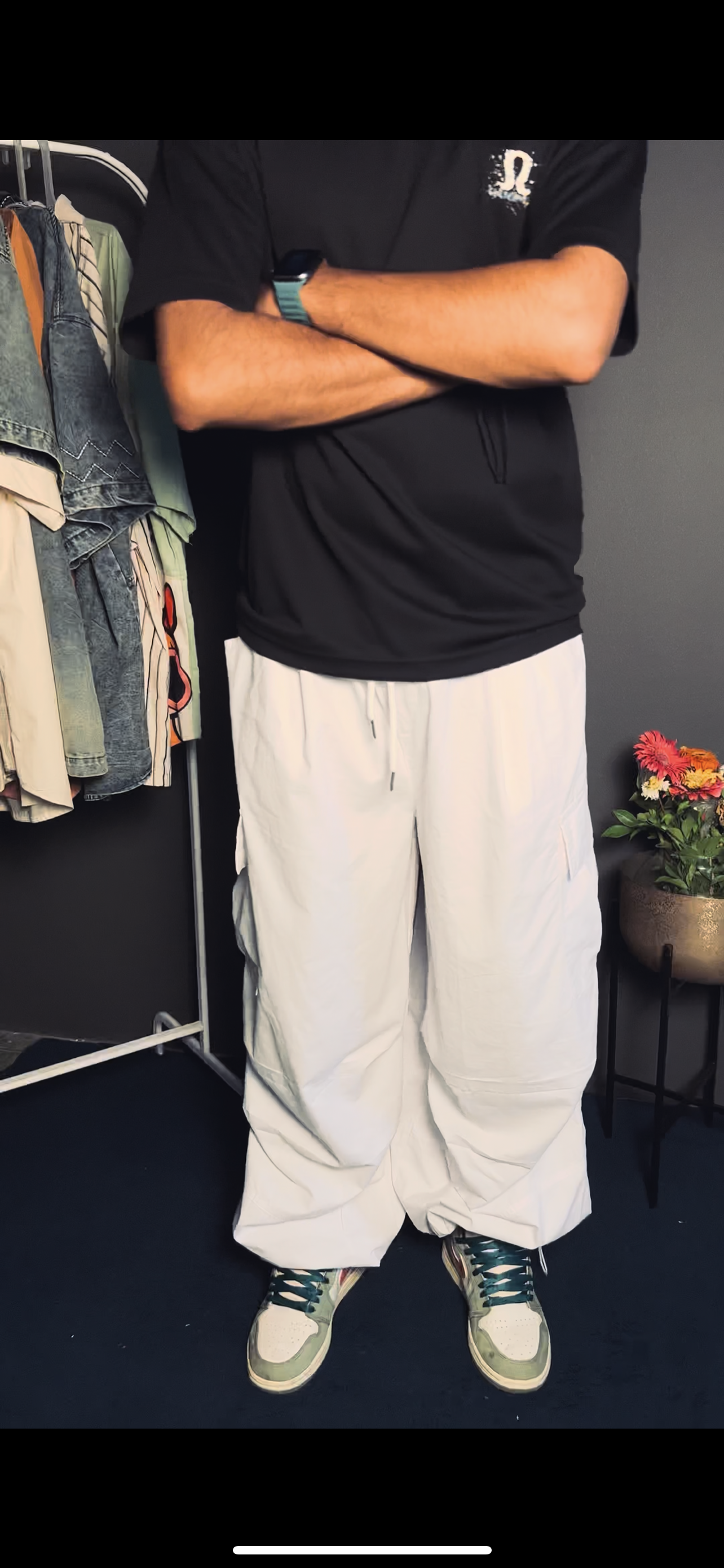 Loose, bold & street-ready: the ultimate baggy jeans.