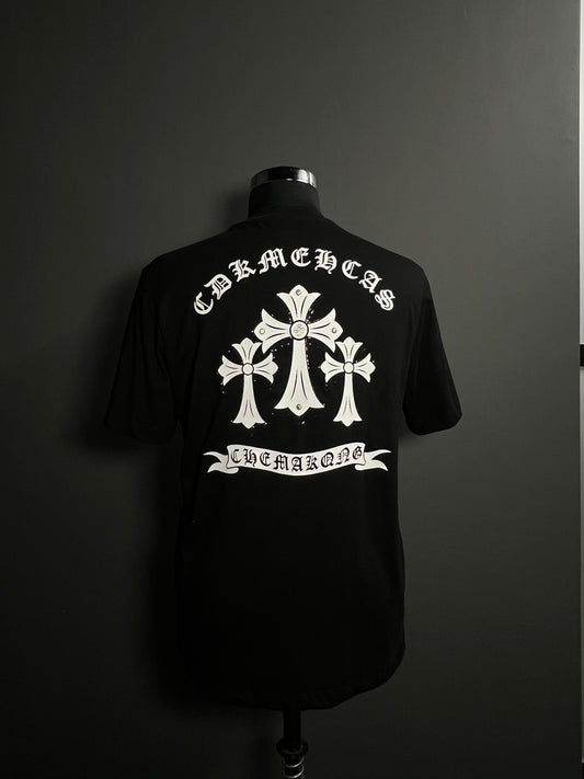 Gothic Cross Graphic Tee – Bold Streetwear Statement