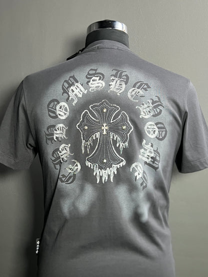 Gothic Cross Graphic Tee – Bold Streetwear Statement