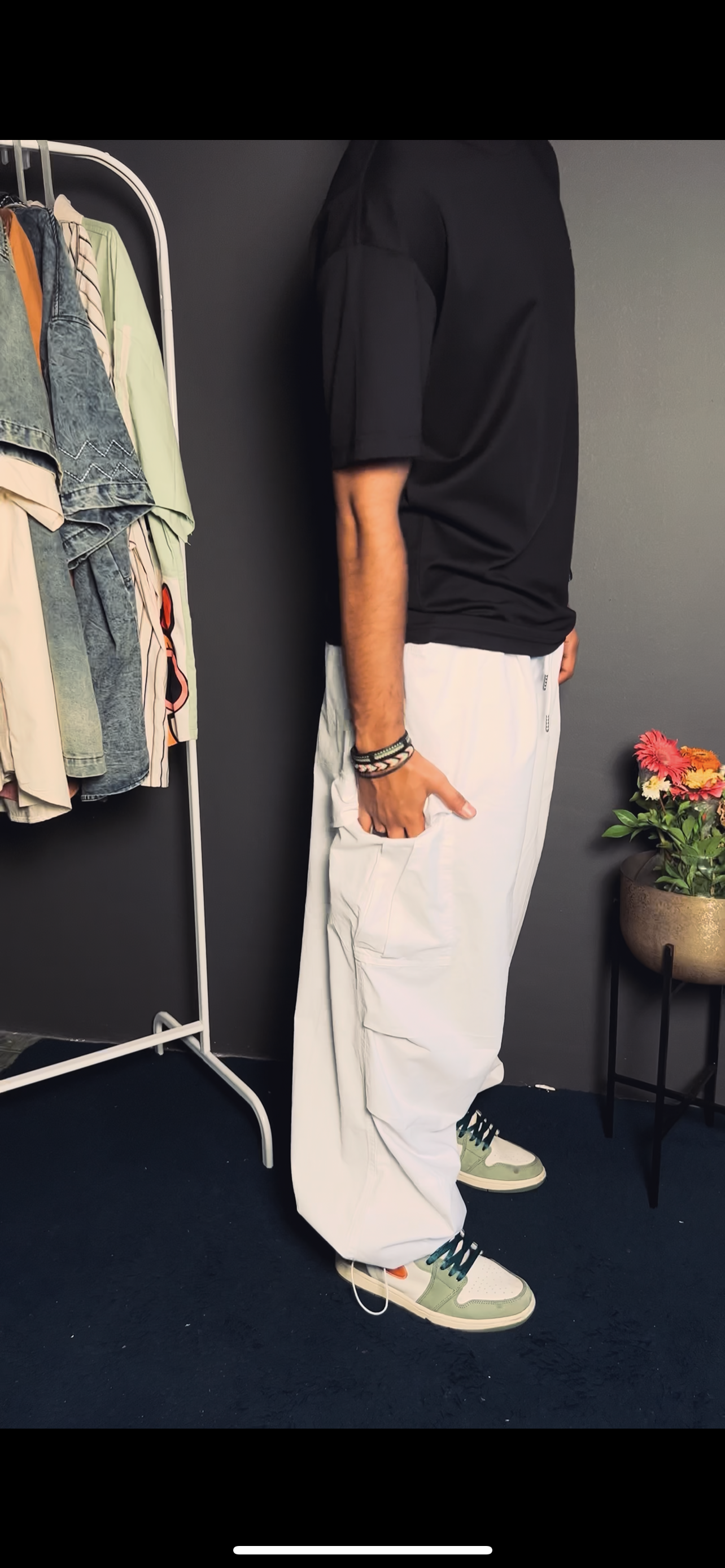 Loose, bold & street-ready: the ultimate baggy jeans.