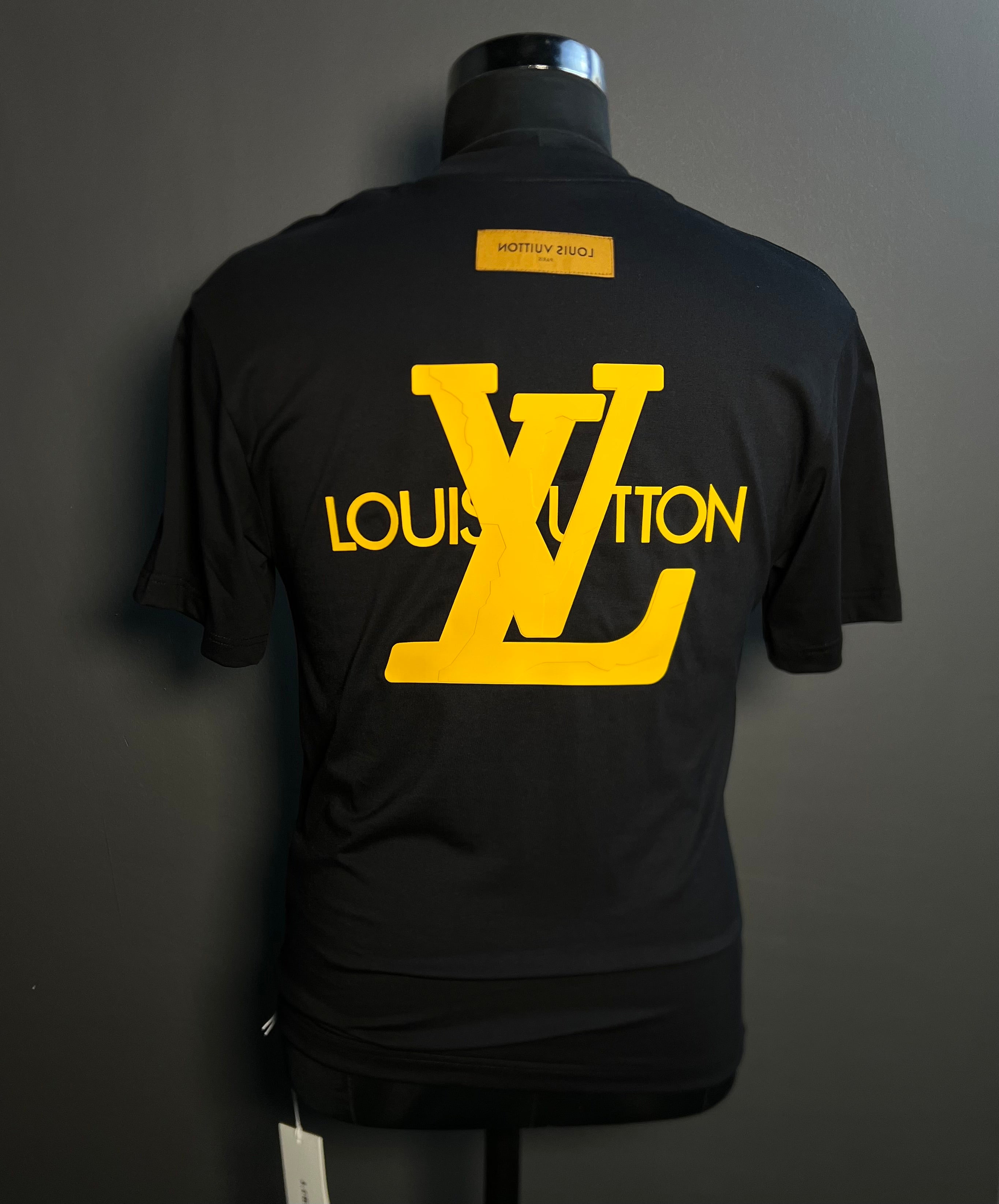 Luxury-Inspired VL Graphic Tee (PREMIUM FABRIC)