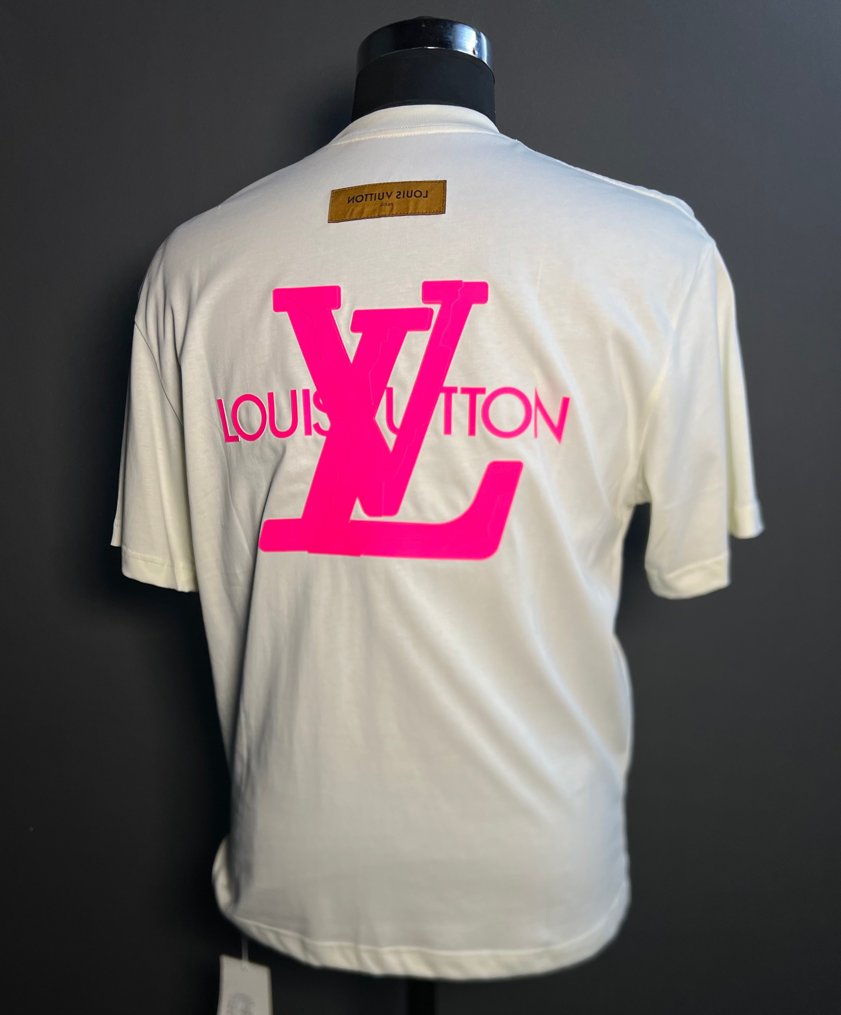 Luxury-Inspired VL Graphic Tee (PREMIUM FABRIC)