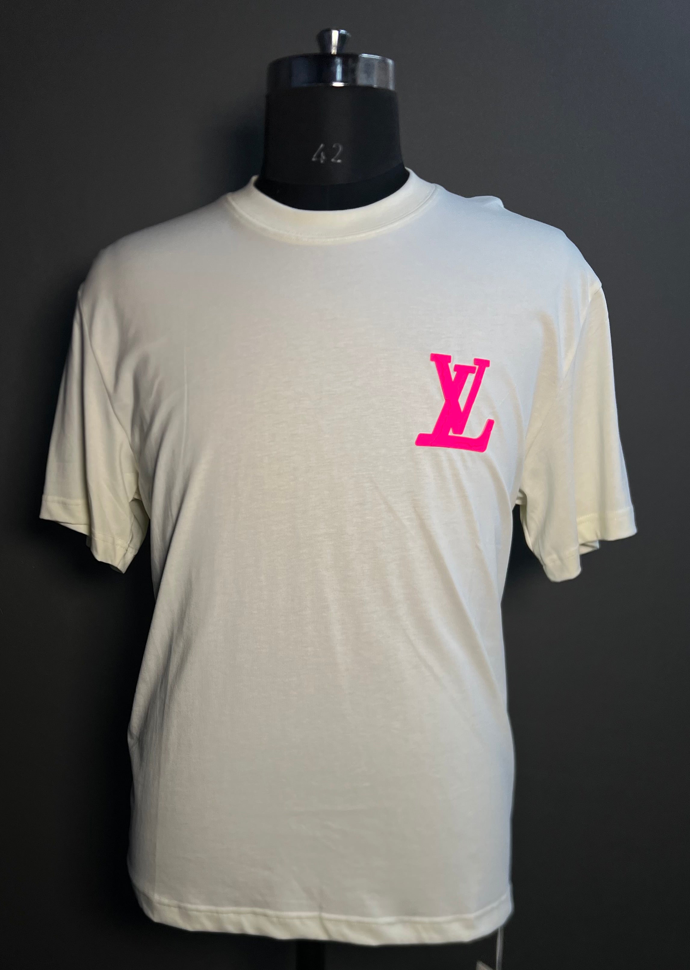 Luxury-Inspired VL Graphic Tee (PREMIUM FABRIC)