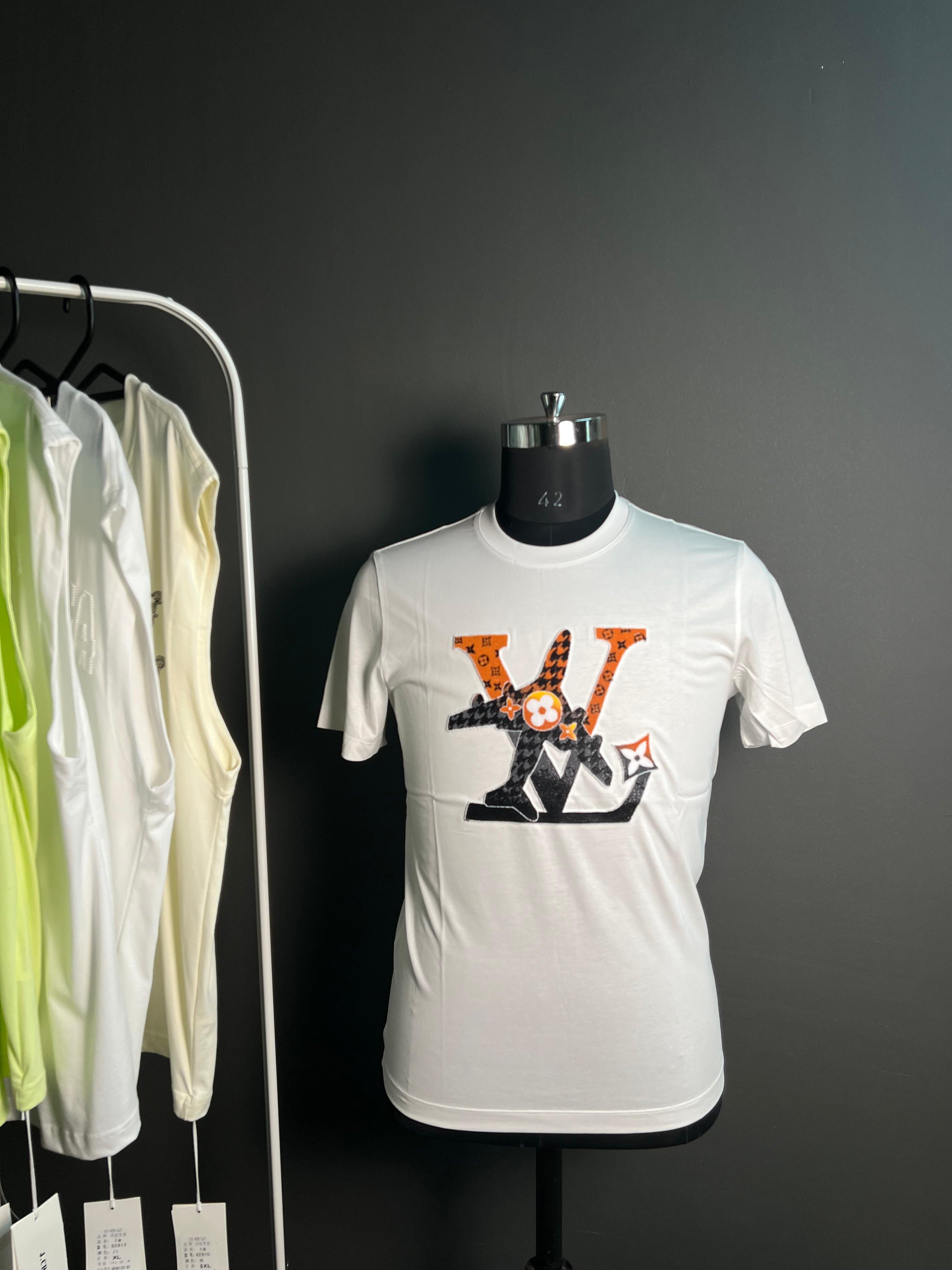 White Luxury Monogram Graphic T-Shirt